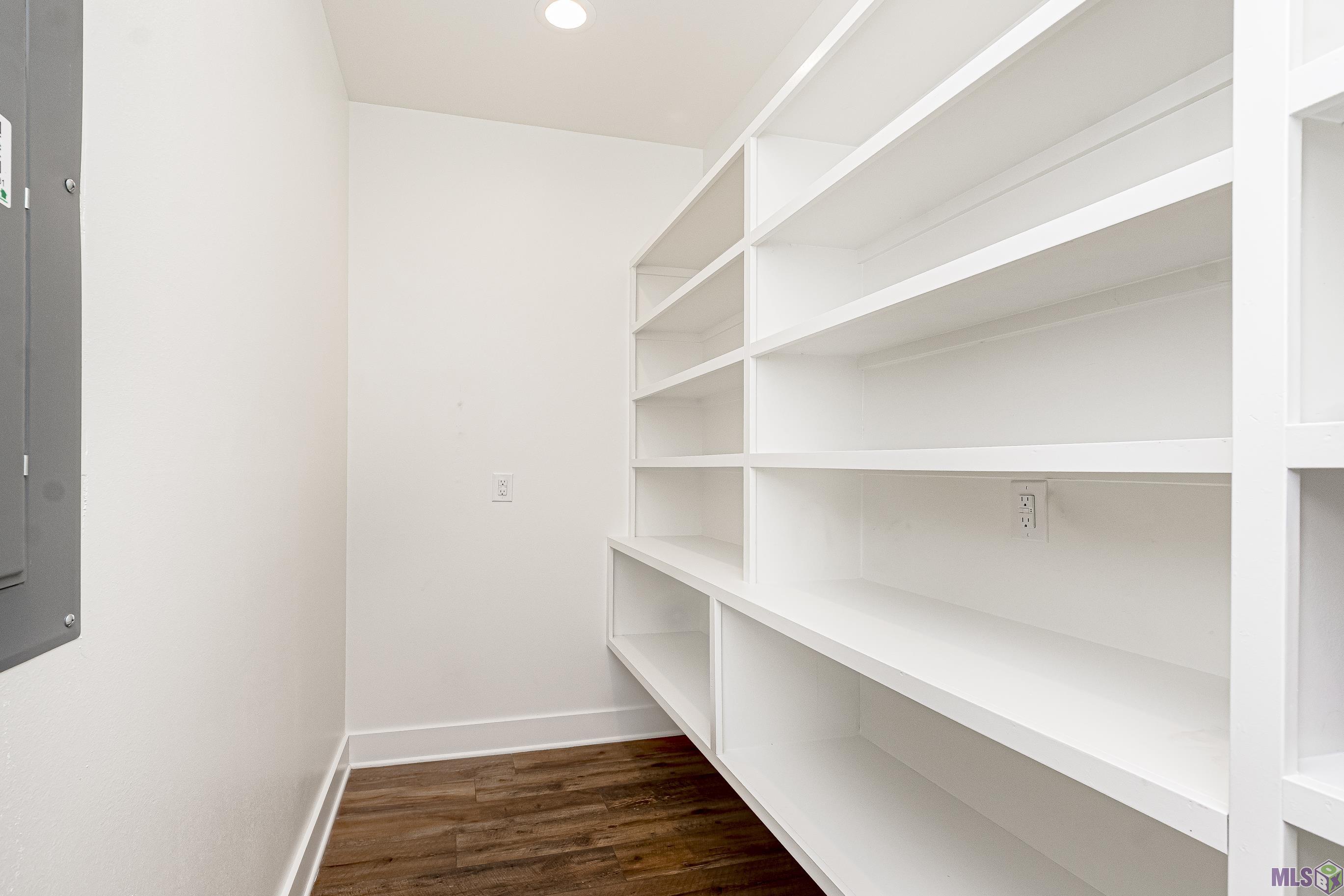 42496 Black Bayou Road Gonzales, LA 70737 - Photo 24 of 39 Gallery Image 24