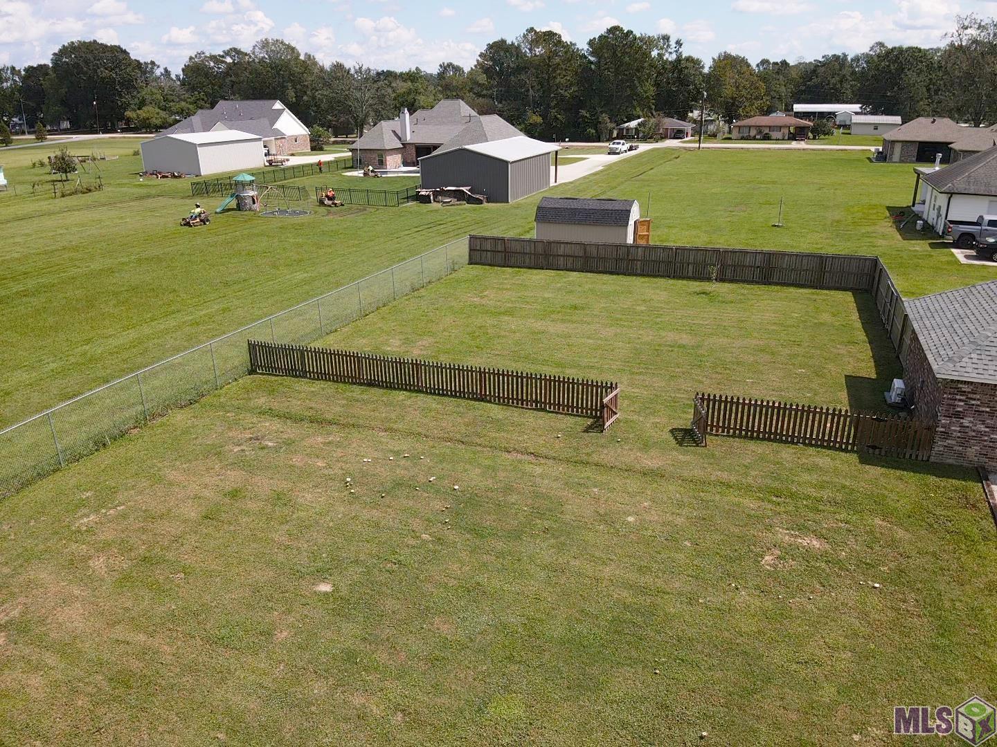 42496 Black Bayou Road Gonzales, LA 70737 - Photo 7 of 39 Gallery Image 7