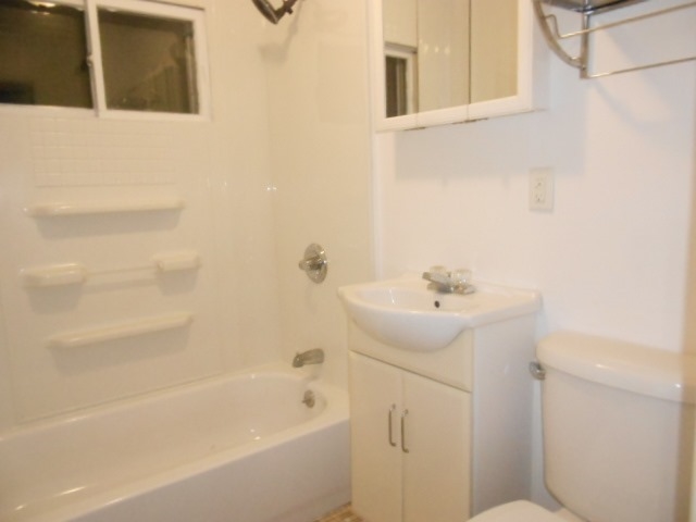 1749 West Monroe Road St. Louis, MI 48880 - Photo 13 of 16 1841347-12.JPG