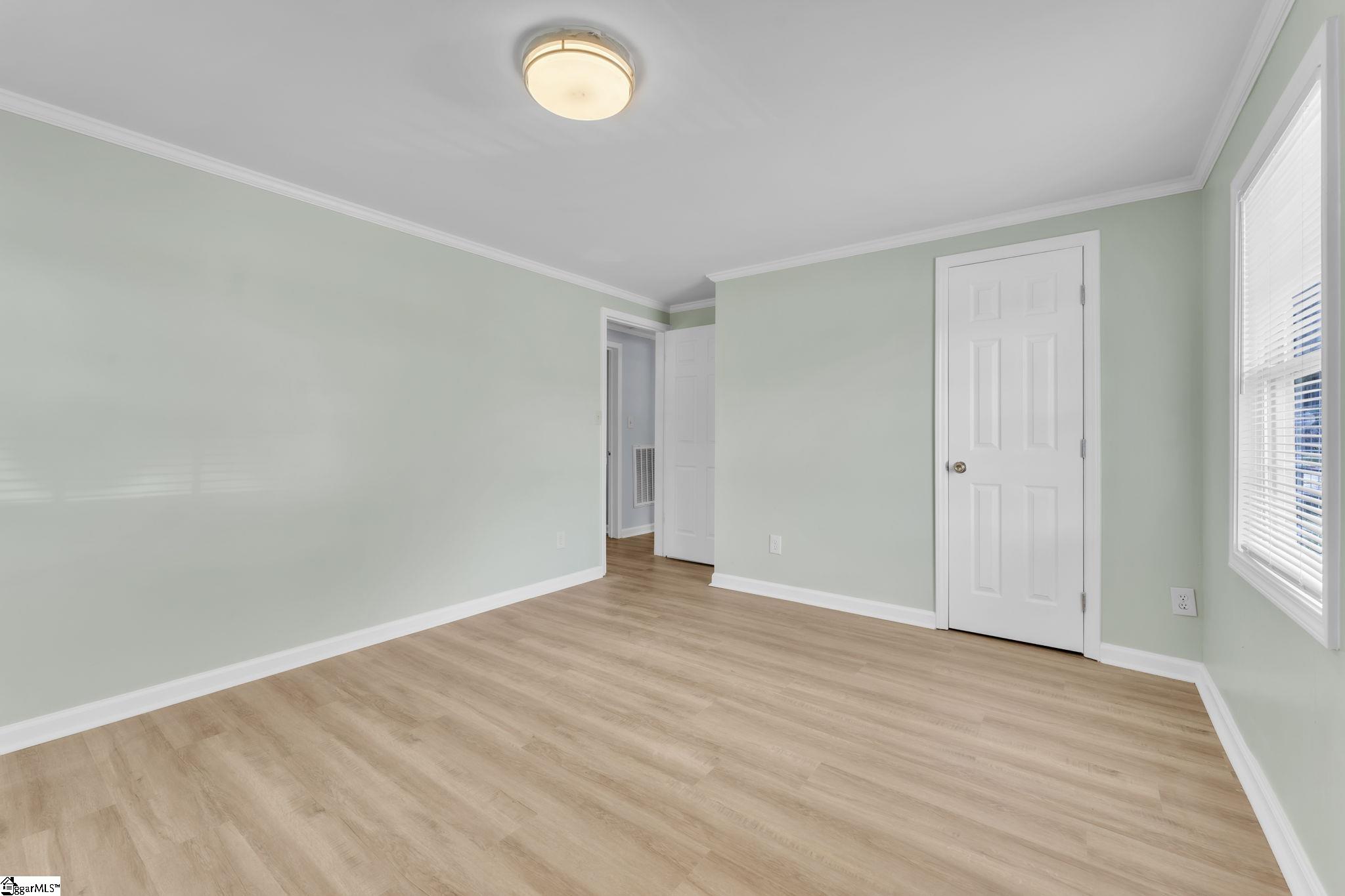 208 Parkins Mill Road Greenville, SC 29607 - Photo 22 of 27
