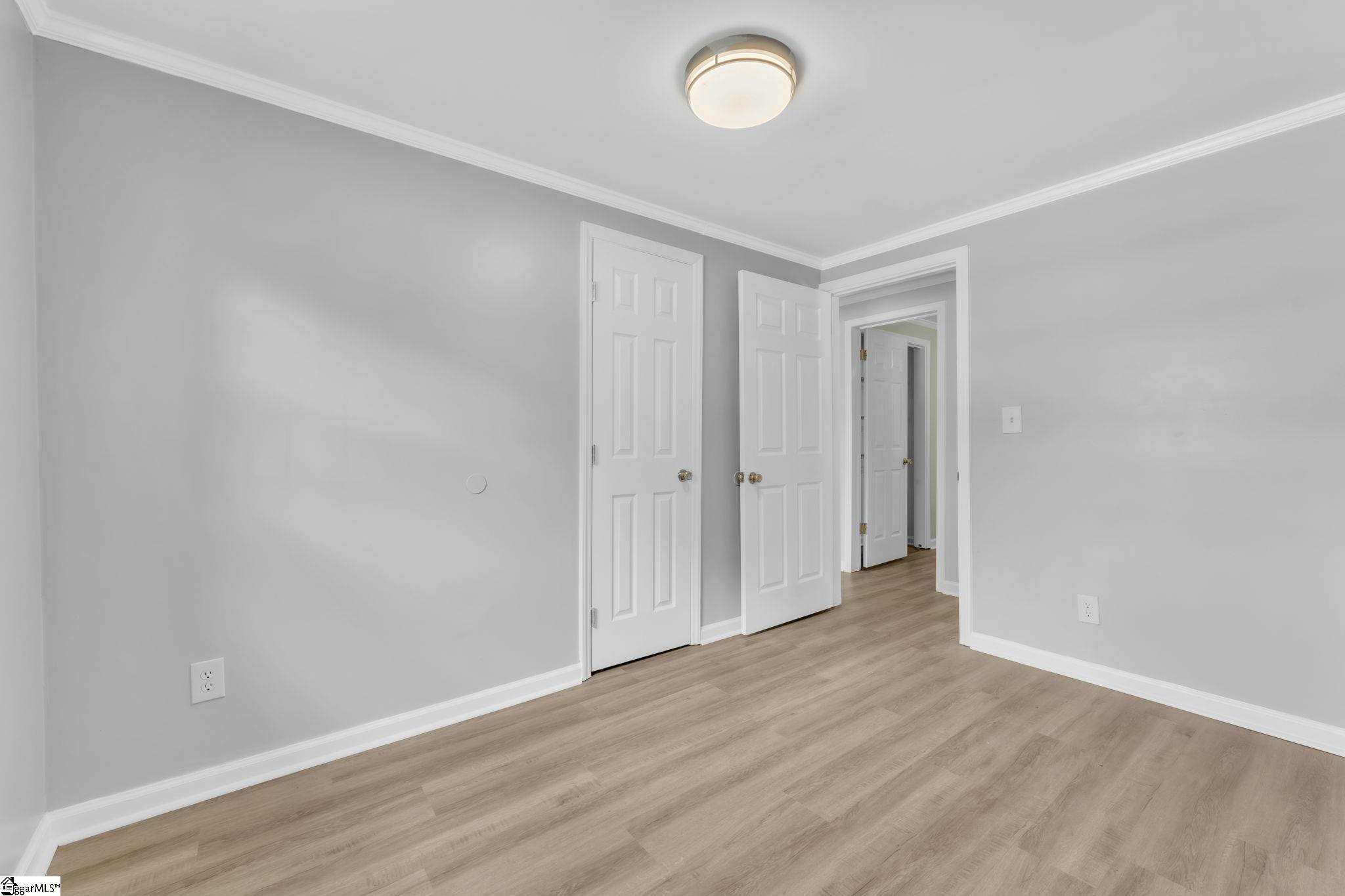 208 Parkins Mill Road Greenville, SC 29607 - Photo 24 of 27