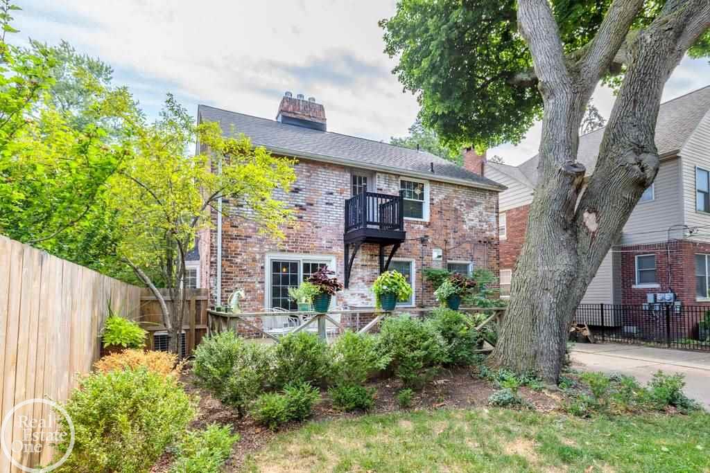 269 McMillan Road Grosse Pointe, MI 48236 - Photo 37 of 42