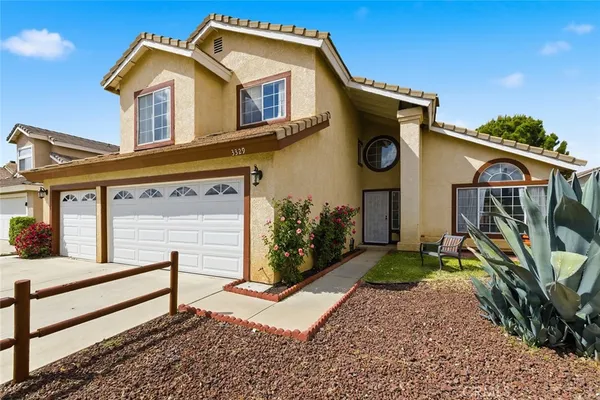 $525,000 | 3329 Rollingridge Avenue, Palmdale, CA 93550