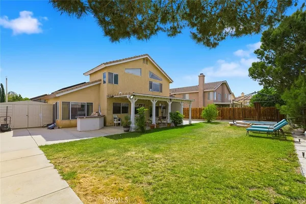 $525,000 | 3329 Rollingridge Avenue, Palmdale, CA 93550