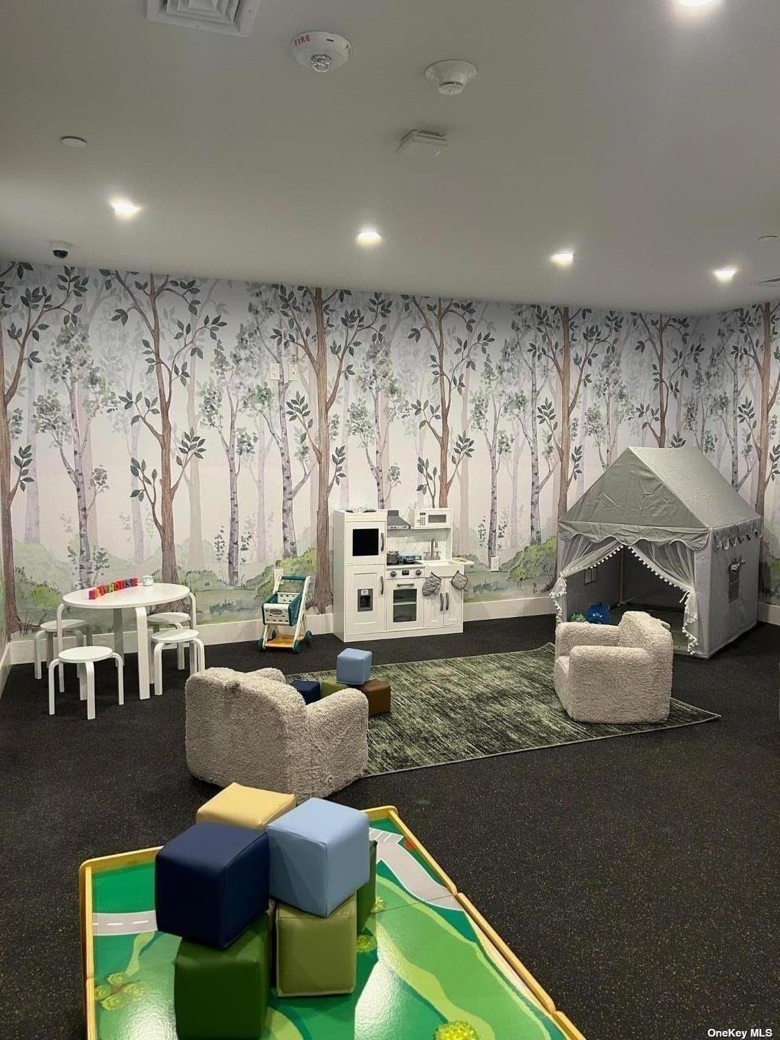 108 Middle Neck Road, Unit 3F Great Neck, NY 11021 - Photo 4 of 7