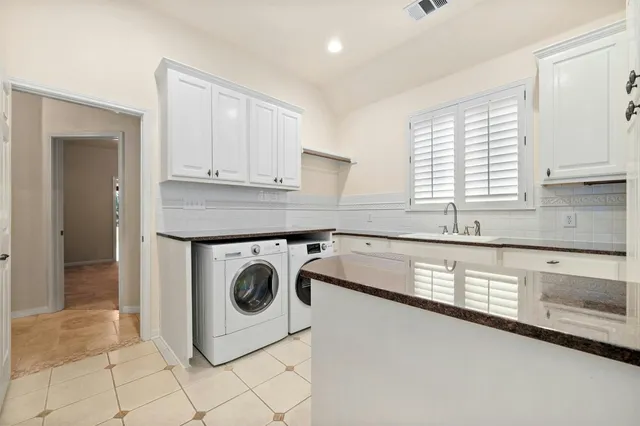 $699,900 | 240 Bolton Drive, Austin, TX 78737