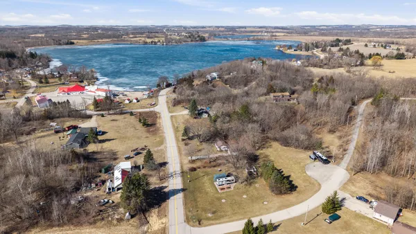 $225,000 | W873 County Rd F, Osceola, WI 53010
