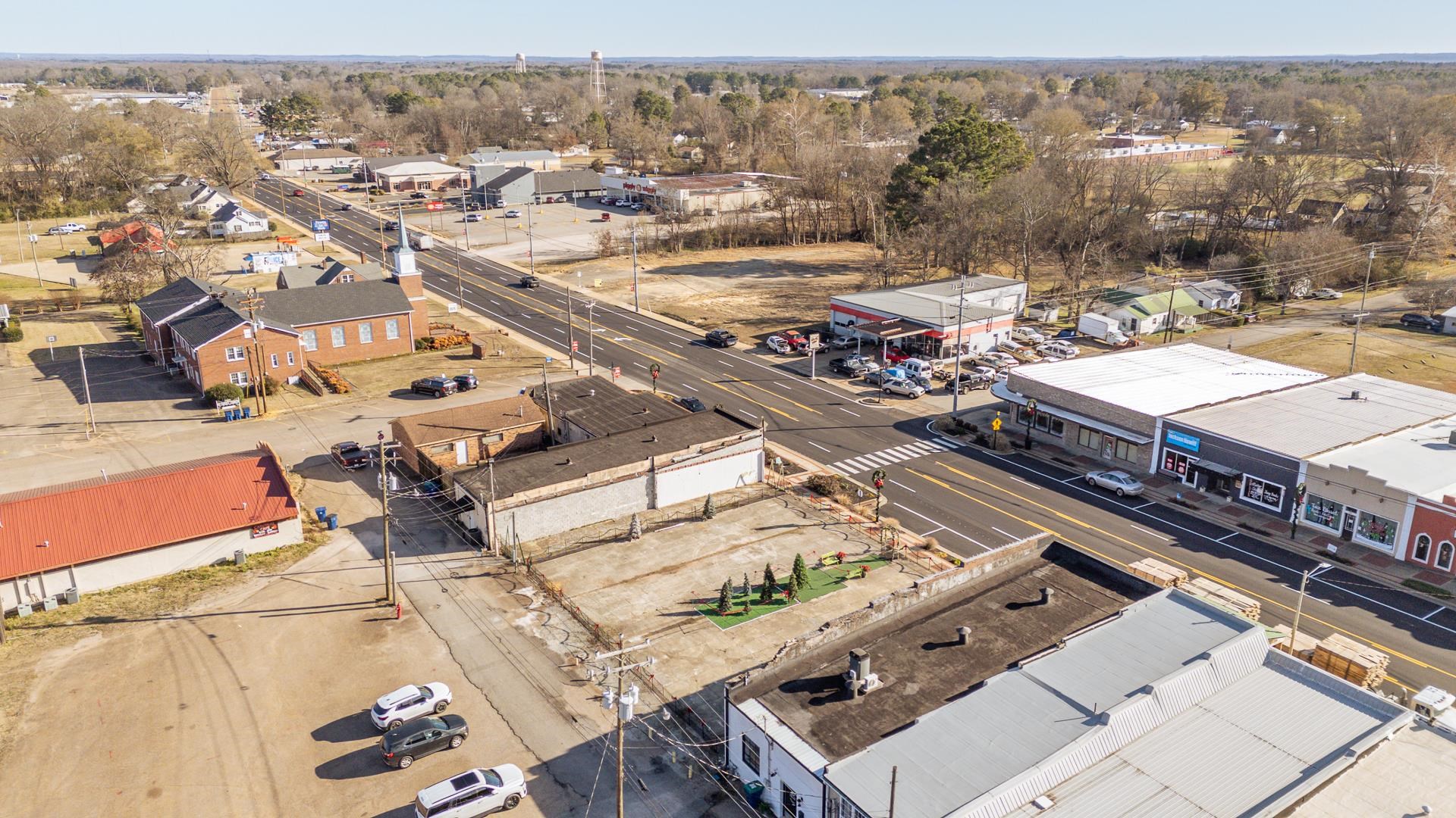 142-150 East Main Street Adamsville, TN 38310 - Photo 11 of 32