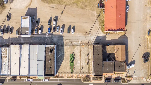 $125,000 | 142-150 East Main Street, Adamsville, TN 38310