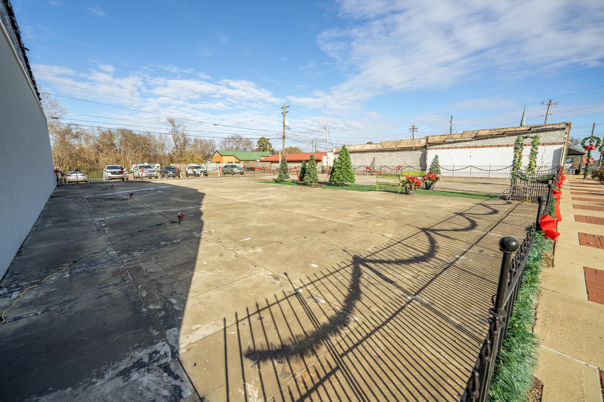 142-150 East Main Street Adamsville, TN 38310 - Photo 4 of 32