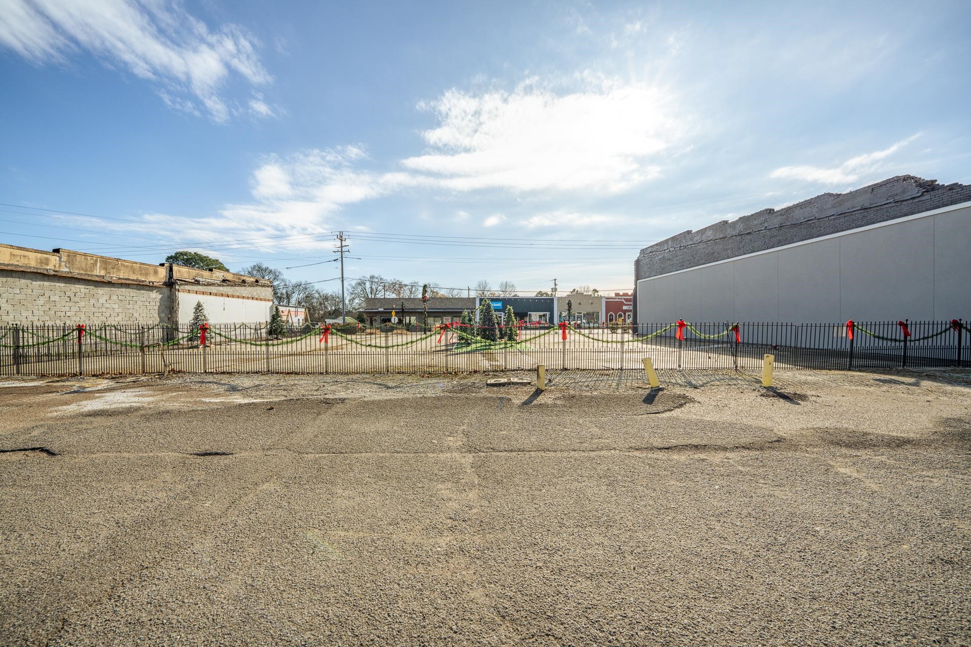 142-150 East Main Street Adamsville, TN 38310 - Photo 7 of 32