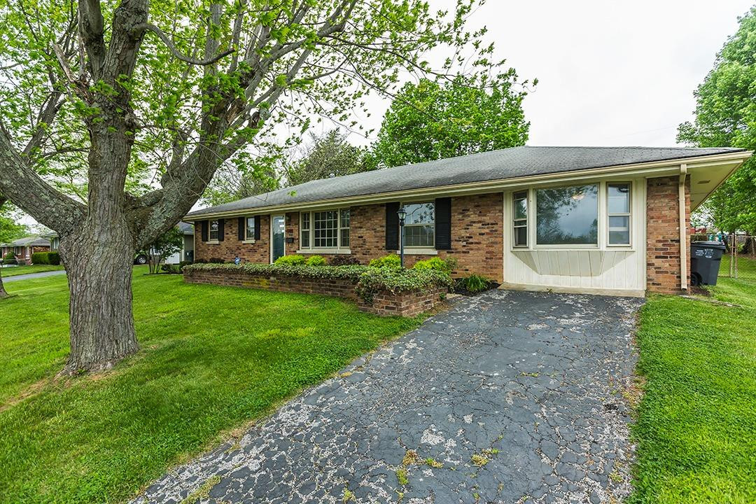1609 Raleigh Road Lexington, KY 40505 - Photo 2 of 24 Photo 2