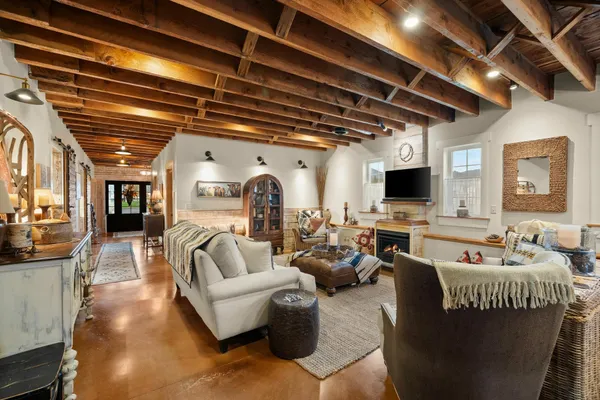 $1,500,000 | 510 East Main Avenue, Chewelah, WA 99109