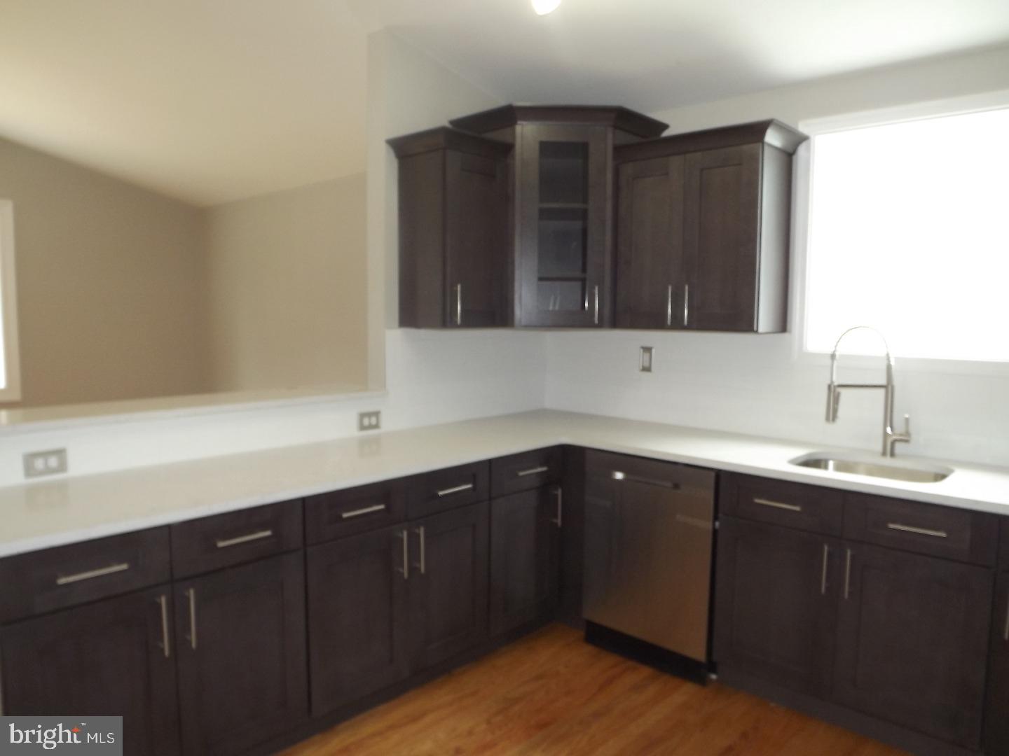3636 Chesterfield Road Philadelphia, PA 19114 - Photo 3 of 21 Kitchen