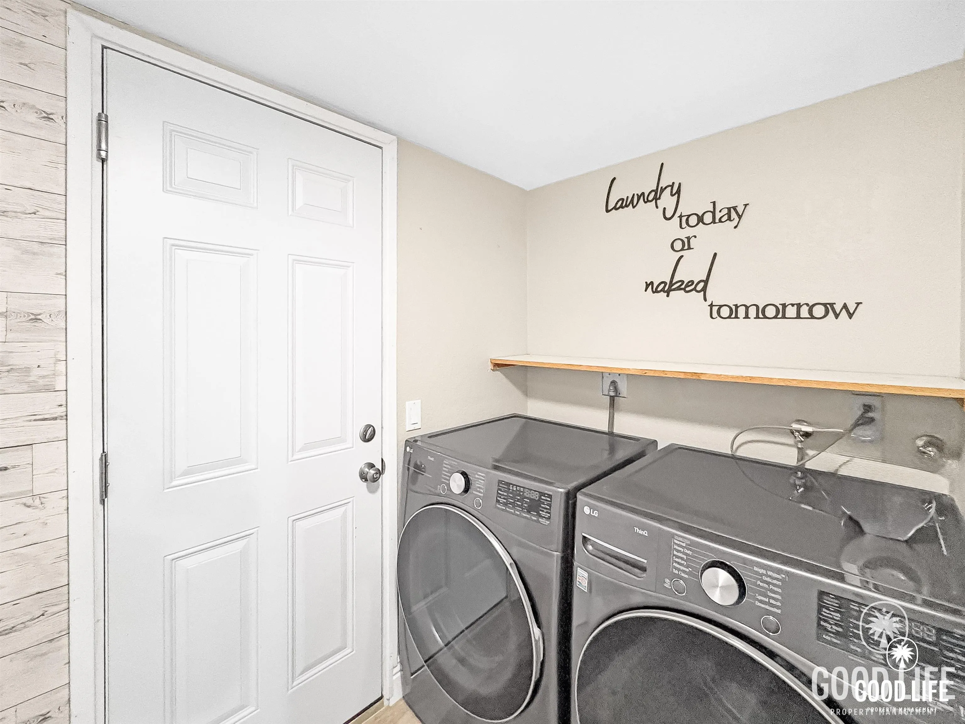 391 Via Almansa Encinitas, CA 92024 - Photo 20 of 29 a utility room with dryer and washer