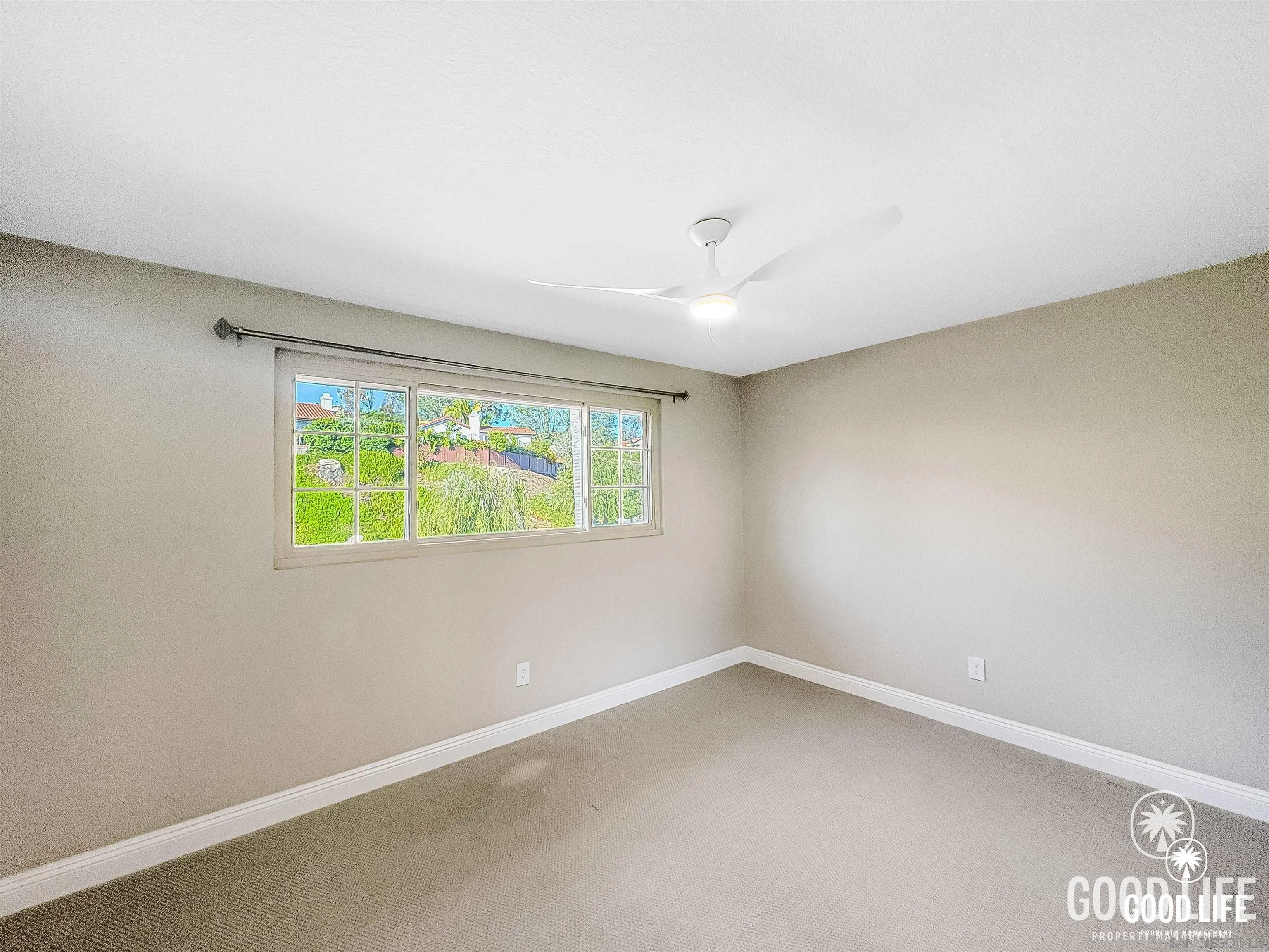 391 Via Almansa Encinitas, CA 92024 - Photo 5 of 29 an empty room with window