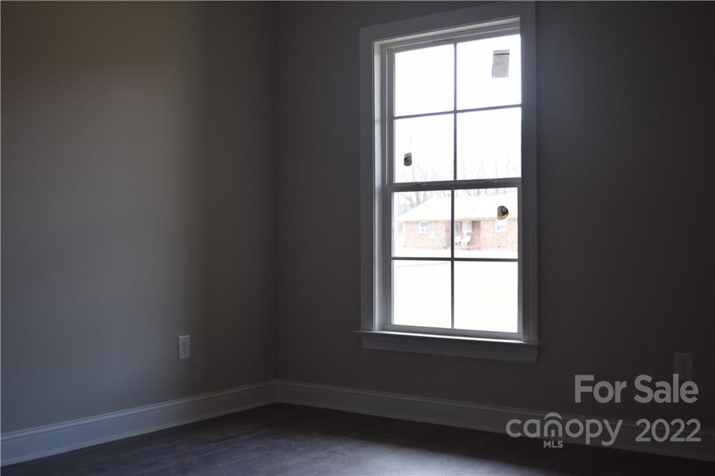 617 Fielding Road Charlotte, NC 28214 - Photo 12 of 15 Gallery Image 12