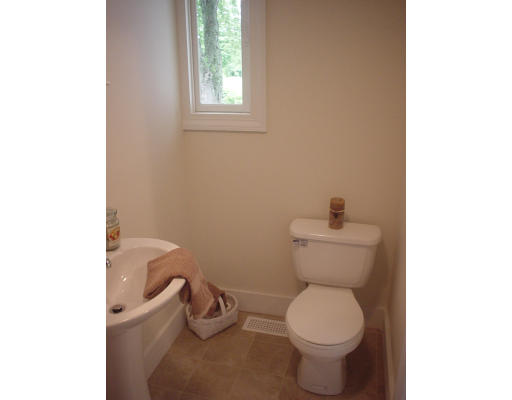 11 Warwick Road Northfield, MA 01360 - Photo 8 of 17 Gallery Image 8