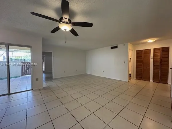 a view of empty room