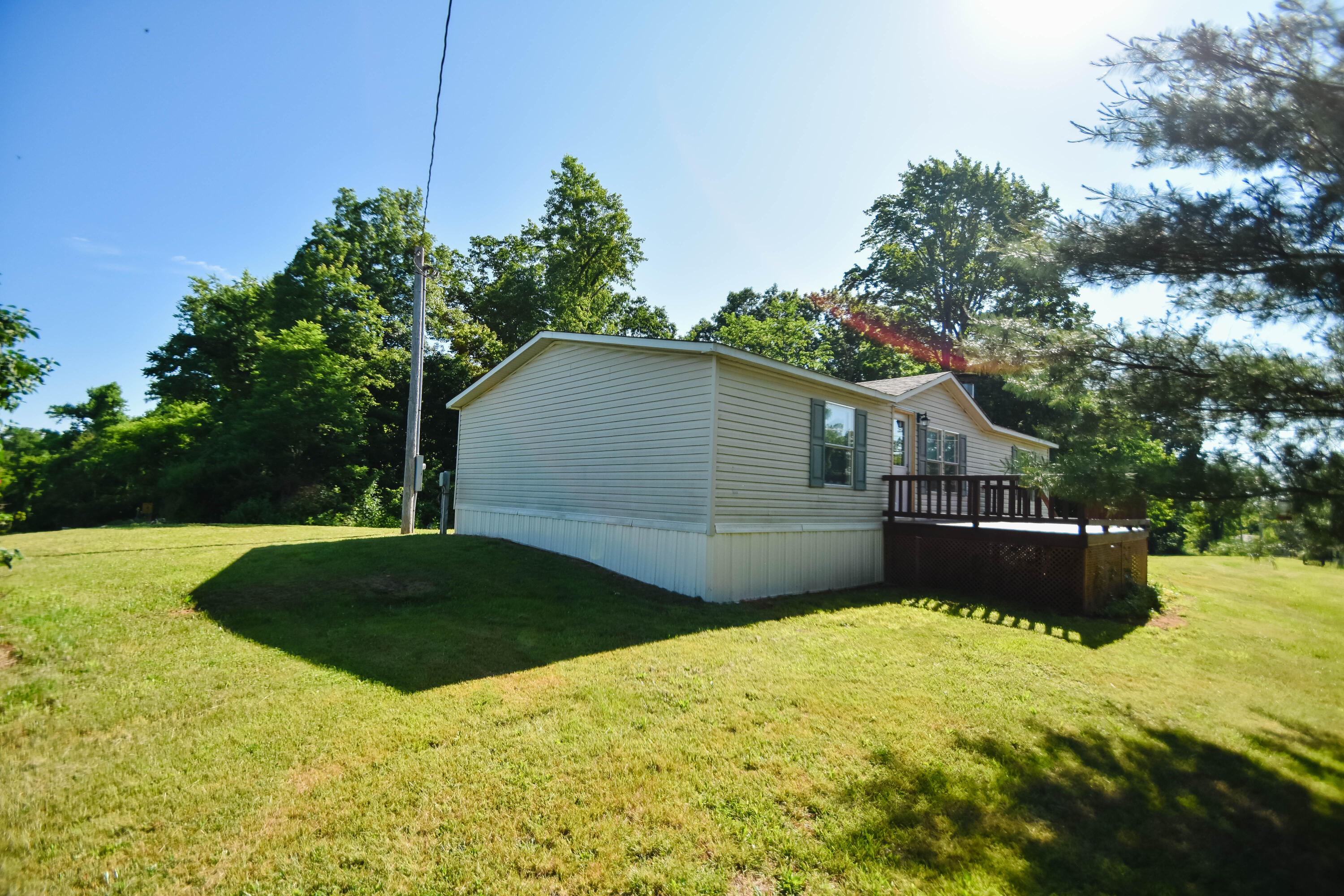 431 Upper Dry Fork Road McKee, KY 40447 - Photo 3 of 15 DSC_9392