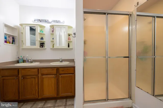 $480,000 | 15 Wyndham Court, Bordentown, NJ 08505