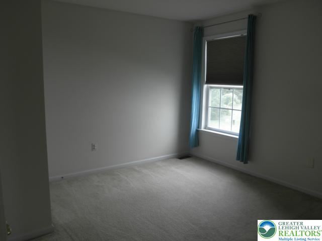 4160 Ross Road Bethlehem, PA 18020 - Photo 22 of 24
