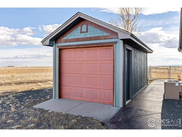 a house view with a outdoor space