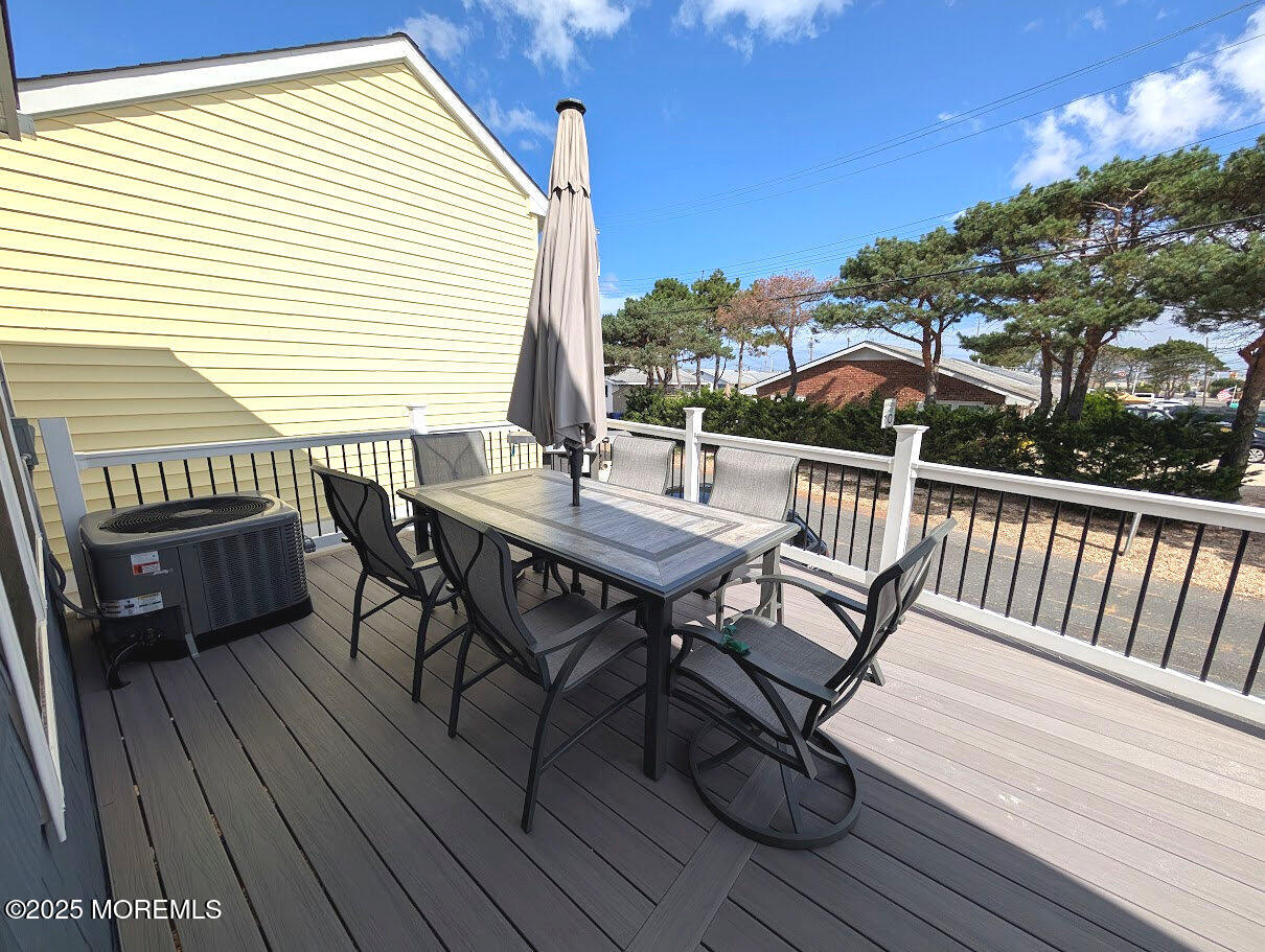 3191 Highway 35 Lavallette, NJ 08735 - Photo 35 of 37 PXL_20250901_143042095