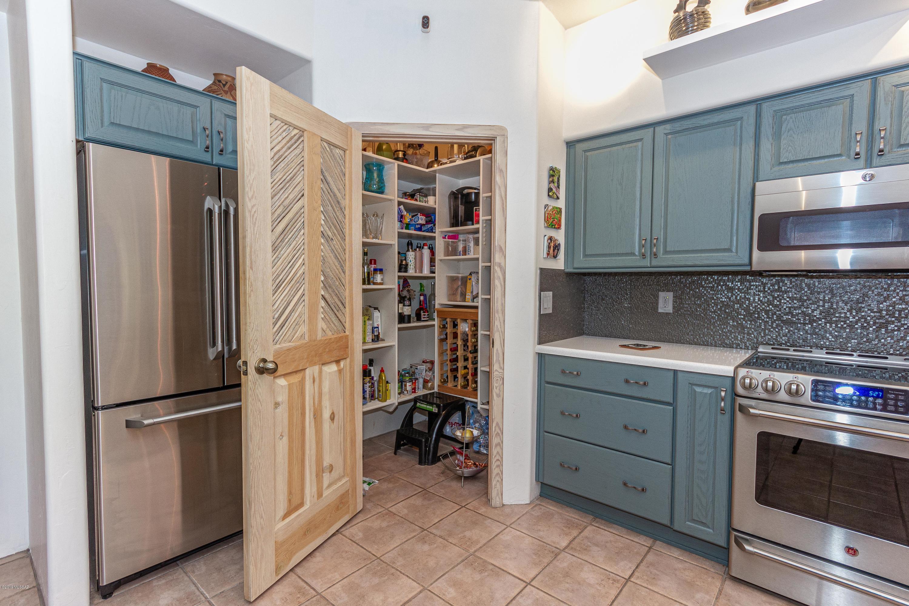 9916 North Ridge Shadow Place Tucson, AZ 85704 - Photo 22 of 50