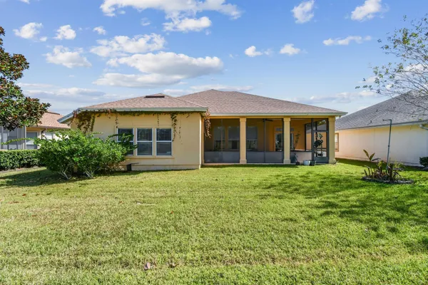 a front view of house with yard