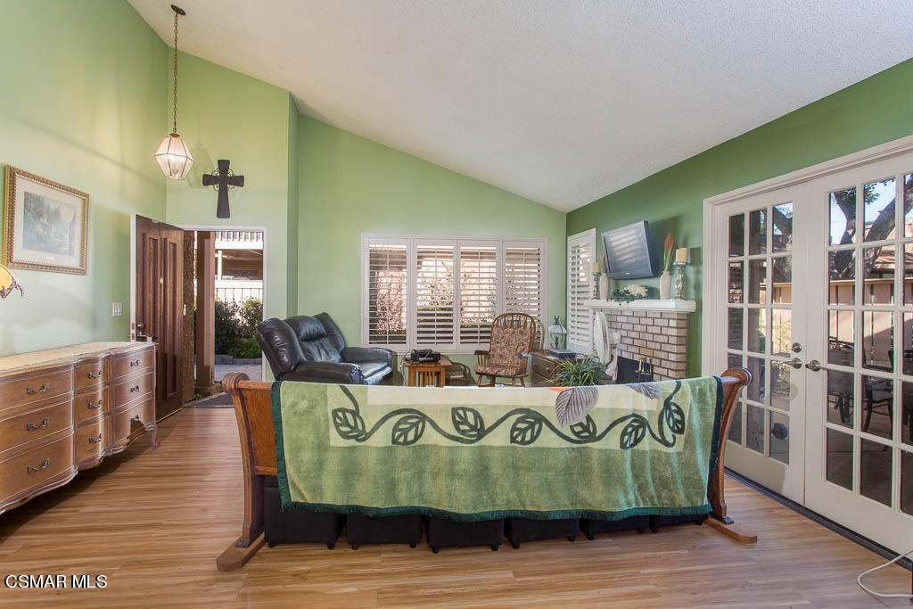 4496 Lubbock Drive, Unit D Simi Valley, CA 93063 - Photo 17 of 24 4496 Lubbock Drive Unit D - HsHProd-16