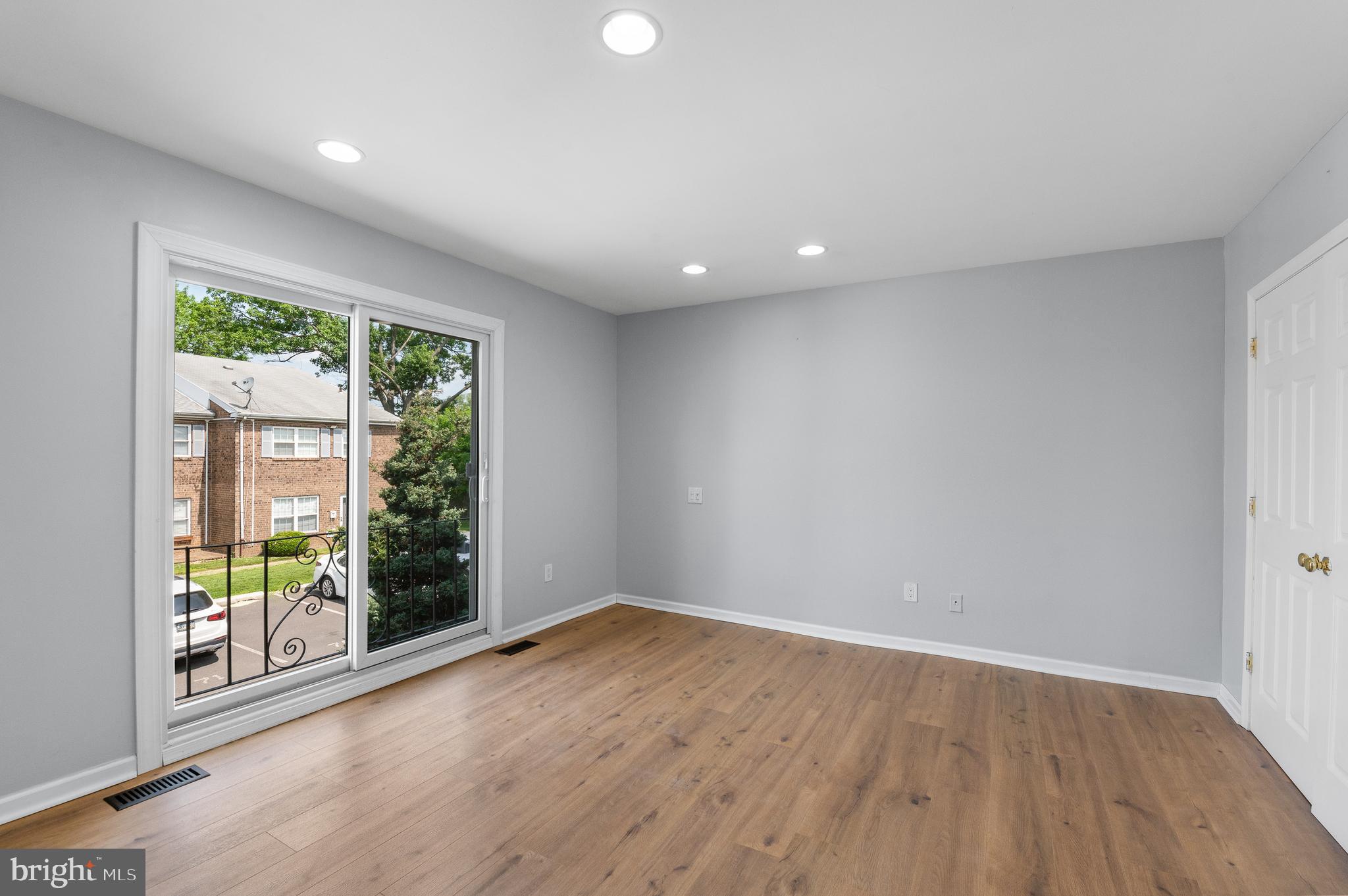 12135 Academy Road, Unit 59 Philadelphia, PA 19154 - Photo 5 of 9