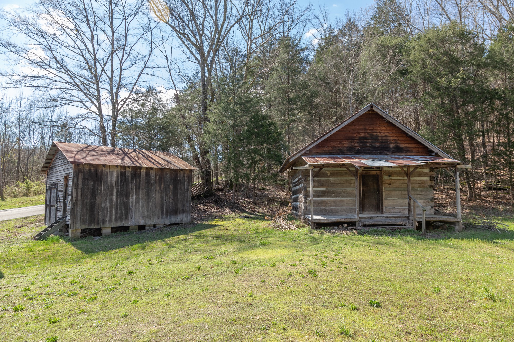 7262 Sinking Creek Road Linden, TN 37096 - Photo 32 of 37 Gallery Image 32