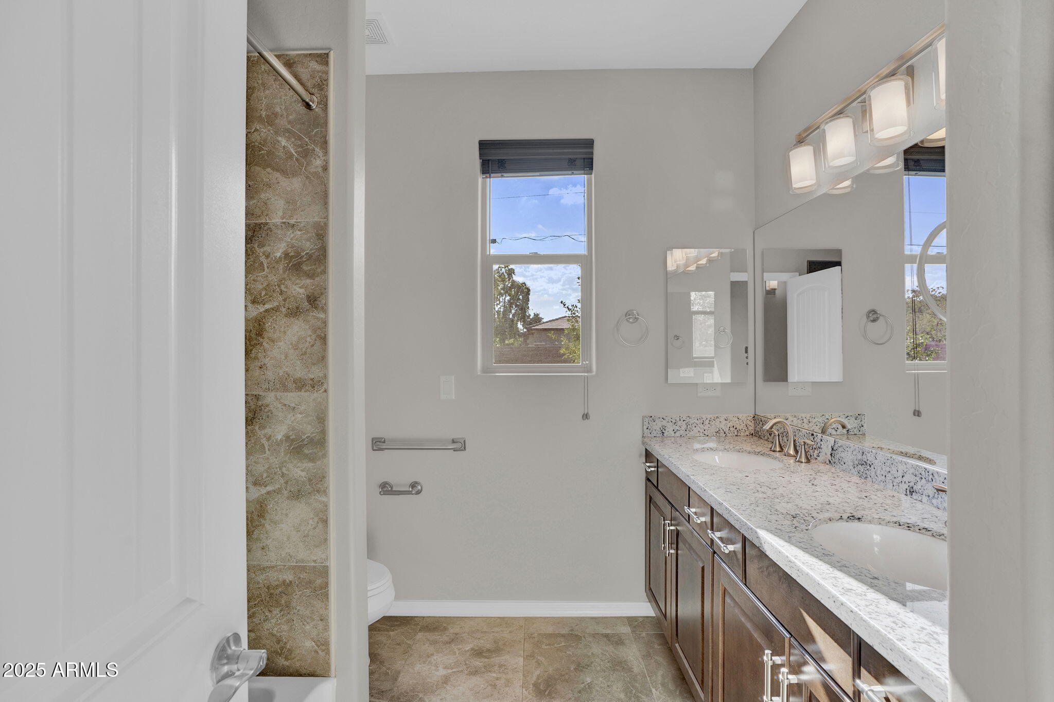 13013 East Brooks Farm Road Gilbert, AZ 85298 - Photo 20 of 74 33-web-or-mls-Brooks-30