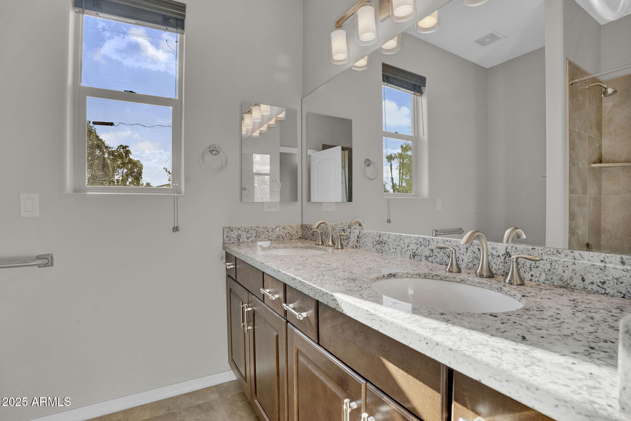 13013 East Brooks Farm Road Gilbert, AZ 85298 - Photo 21 of 74 34-web-or-mls-Brooks-31