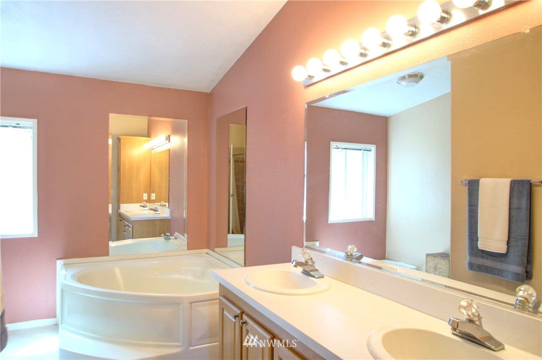 22546 Mosier Road Sedro-Woolley, WA 98284 - Photo 16 of 25 Gallery Image 16