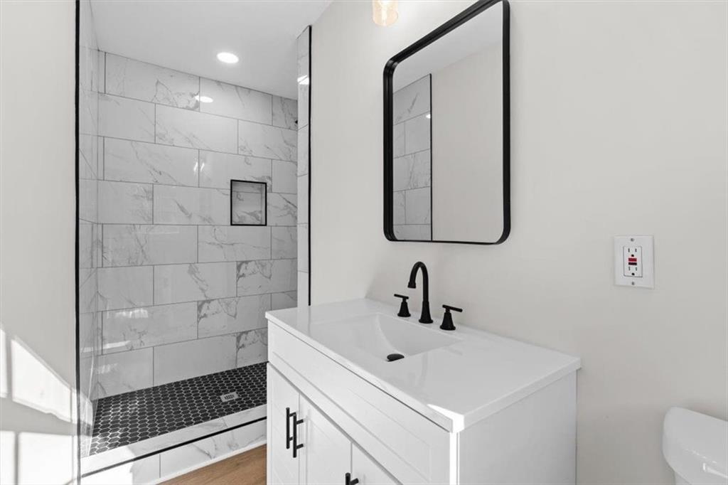 395 Ben Avenue Southwest Lilburn, GA 30047 - Photo 25 of 50