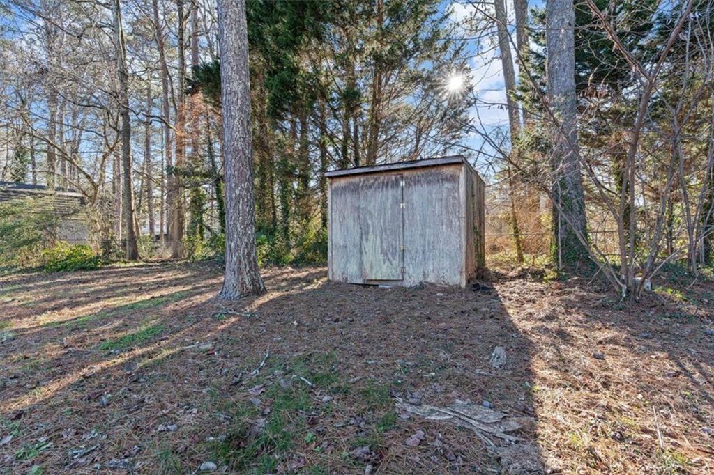 395 Ben Avenue Southwest Lilburn, GA 30047 - Photo 45 of 50