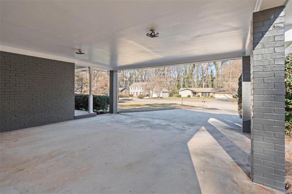 395 Ben Avenue Southwest Lilburn, GA 30047 - Photo 8 of 50