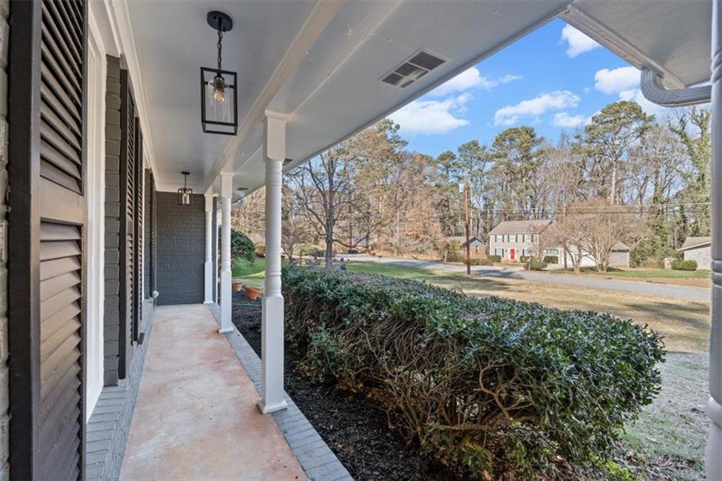 395 Ben Avenue Southwest Lilburn, GA 30047 - Photo 9 of 50