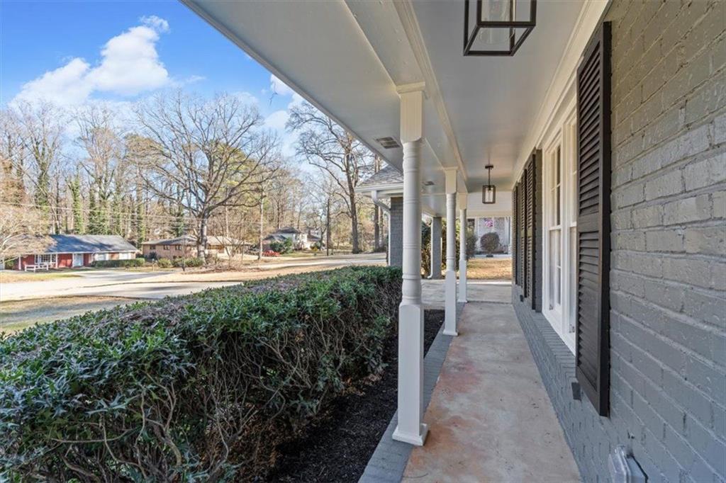 395 Ben Avenue Southwest Lilburn, GA 30047 - Photo 10 of 50