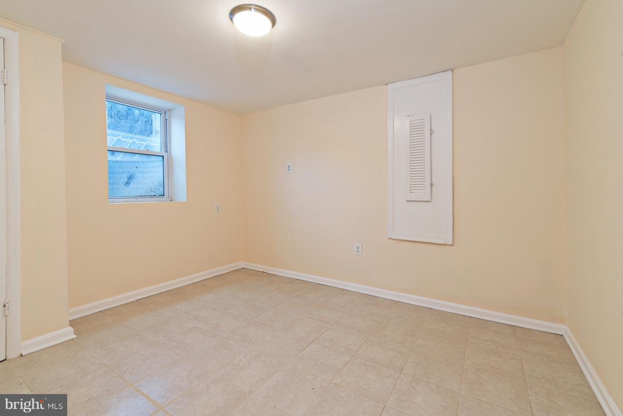 4505 Sigsbee Road Silver Spring, MD 20906 - Photo 13 of 14 Interior (General)
