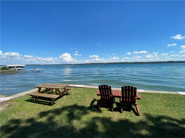 $899,900 | 4872 Bedford Drive, Canandaigua Town, NY 14424