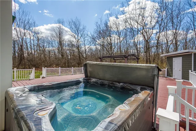 $899,900 | 4872 Bedford Drive, Canandaigua Town, NY 14424