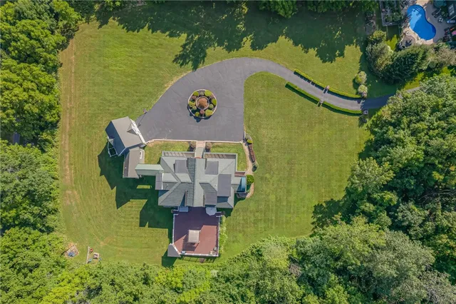 $899,900 | 4872 Bedford Drive, Canandaigua Town, NY 14424