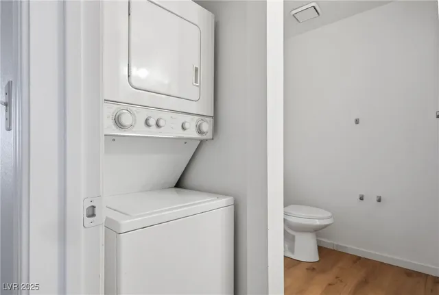 $169,990 | 2160 Highpointe Drive, Unit 102, Laughlin, NV 89029