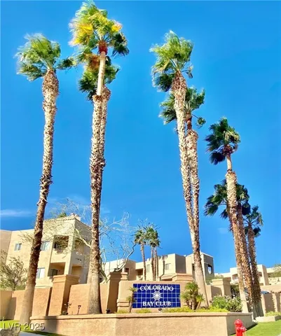 $169,990 | 2160 Highpointe Drive, Unit 102, Laughlin, NV 89029