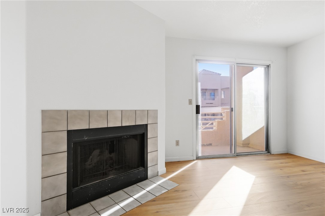 2160 Highpointe Drive, Unit 102 Laughlin, NV 89029 - Photo 4 of 28