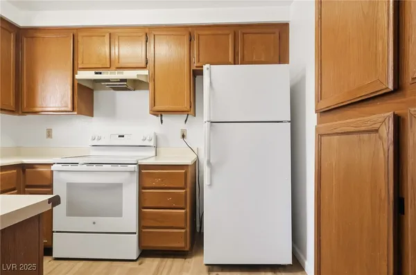 $158,000 | 2160 Highpointe Drive, Unit 102, Laughlin, NV 89029