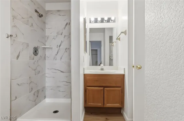 $169,990 | 2160 Highpointe Drive, Unit 102, Laughlin, NV 89029